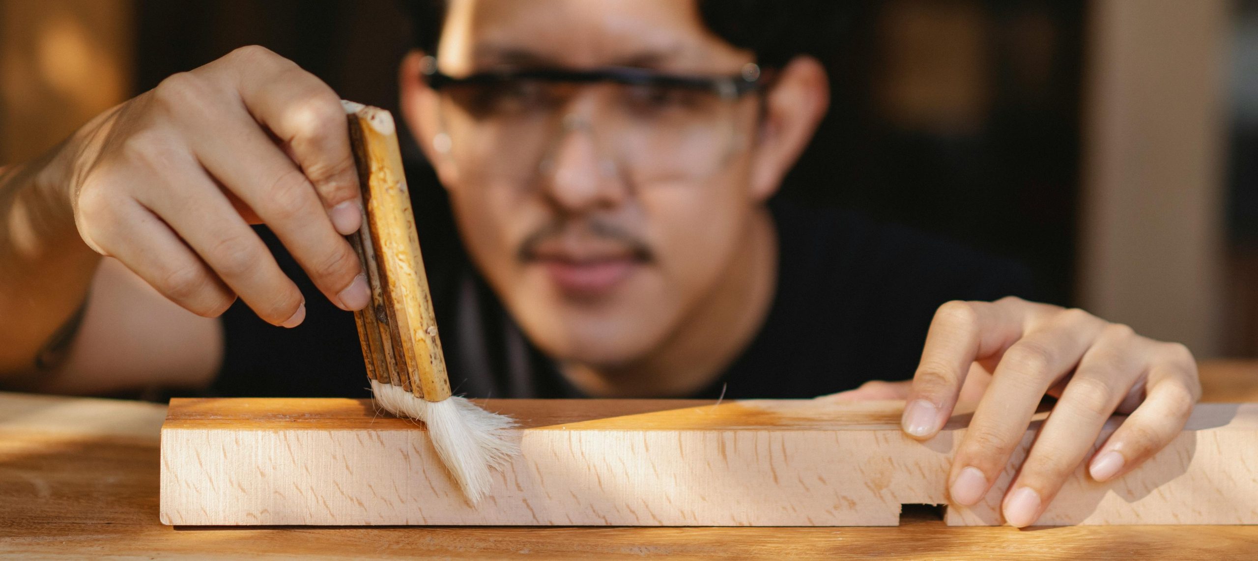 Comment bien choisir son vernis alimentaire pour bois
